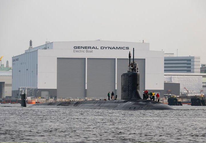 USS Hyman G. Rickover (SSN 795) departing Groton, Connecticut
